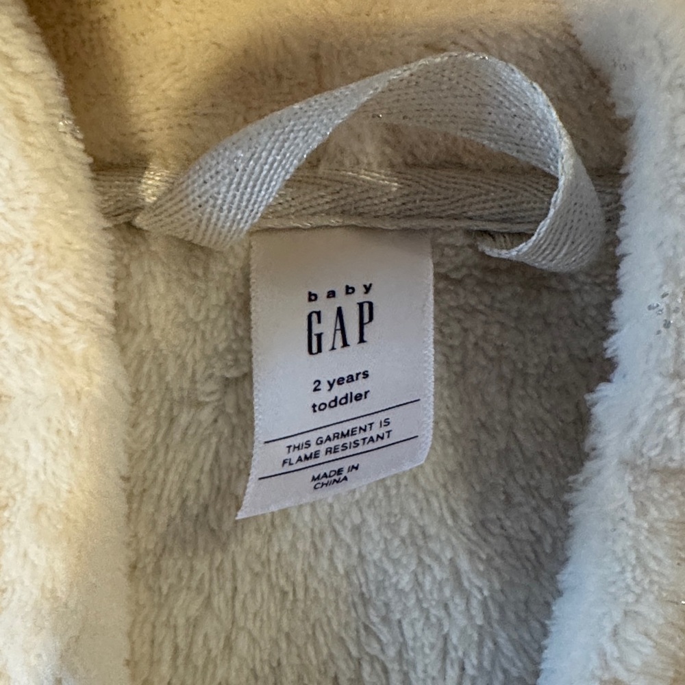 Adorable Baby GAP Kids Unicorn Robe - Picture 3 of 3